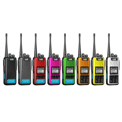 Place à la couleur et à la facilité avec la nouvelle gamme de portatifs TAIT TP3000